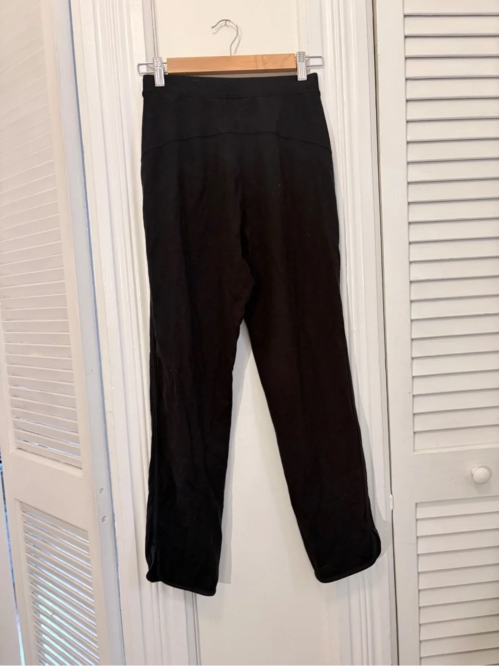 Lululemon Slim Black Lounge Pants (Sz 4)